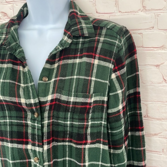 American Eagle  AHH-MAZINGLY SOFT Boyfriend fit plaid flannel SZ small Petite - Picture 4 of 6